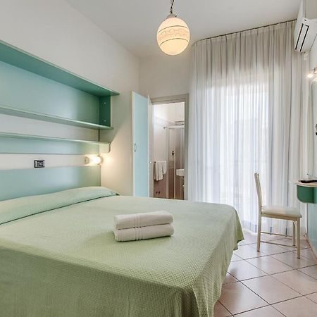 צ'סנטיקו Hotel Costaverde מראה חיצוני תמונה