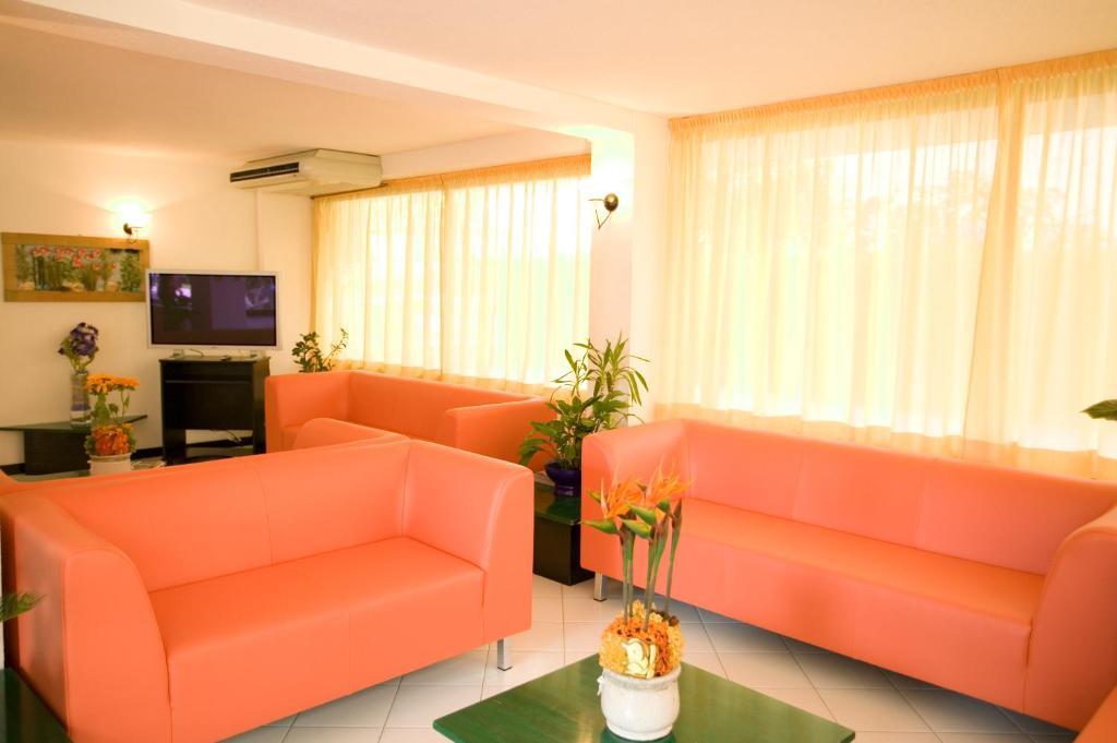צ'סנטיקו Hotel Costaverde מראה חיצוני תמונה