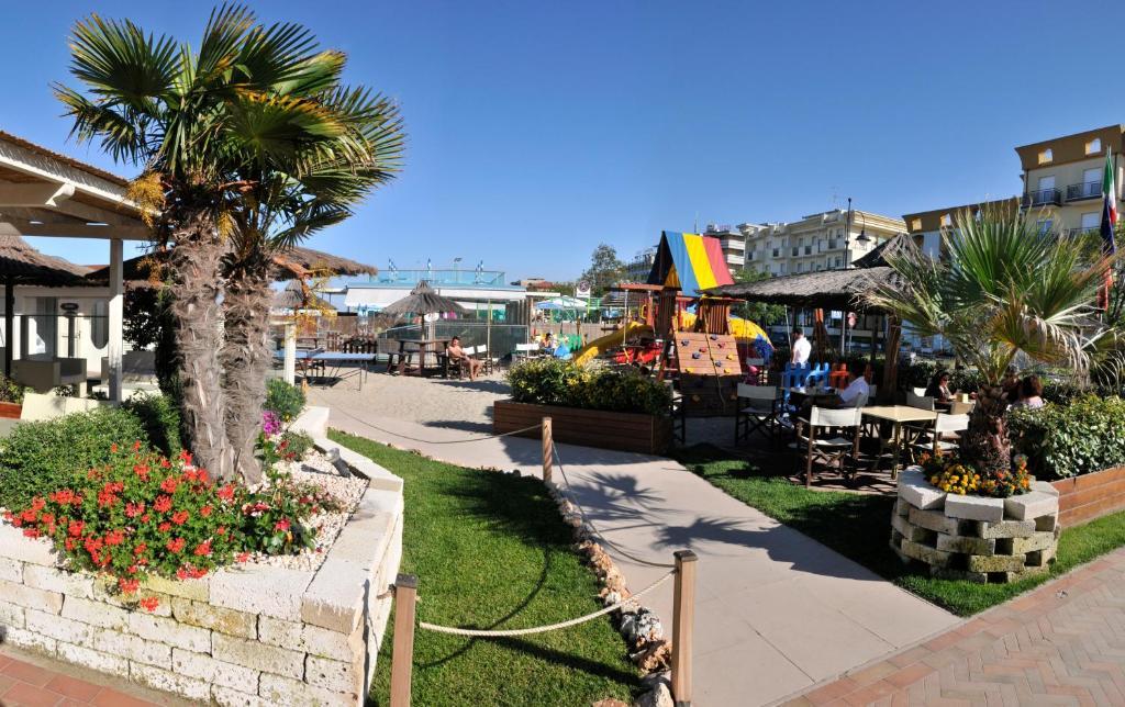 צ'סנטיקו Hotel Costaverde מראה חיצוני תמונה