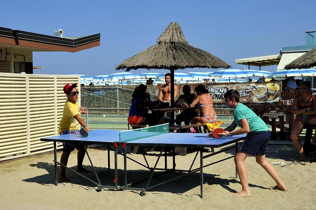 צ'סנטיקו Hotel Costaverde מראה חיצוני תמונה