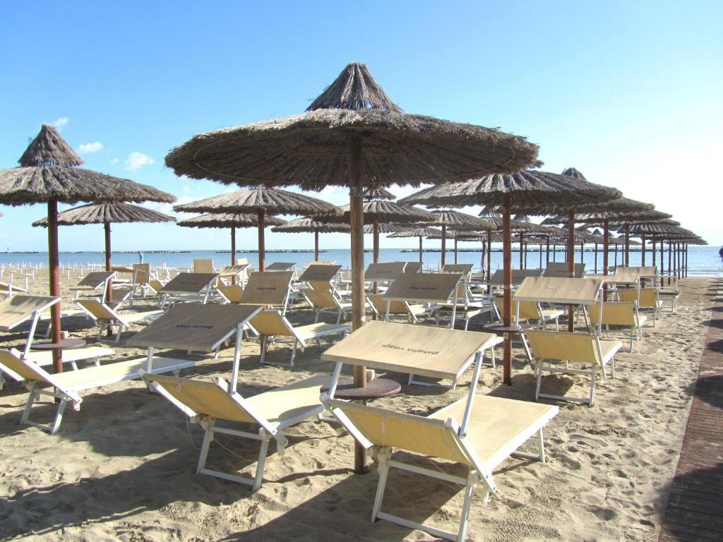 צ'סנטיקו Hotel Costaverde מראה חיצוני תמונה